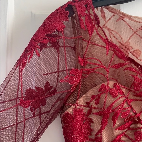 SOLD Marchesa Notte Embroidered Tulle Dress size 6 - Picture 7 of 14